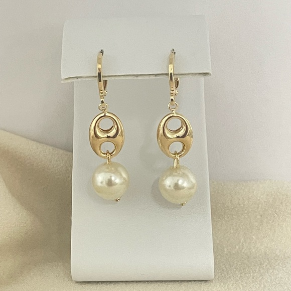 Jewelry - 18k Gold Filled Puff Mariner Pearl Earrings